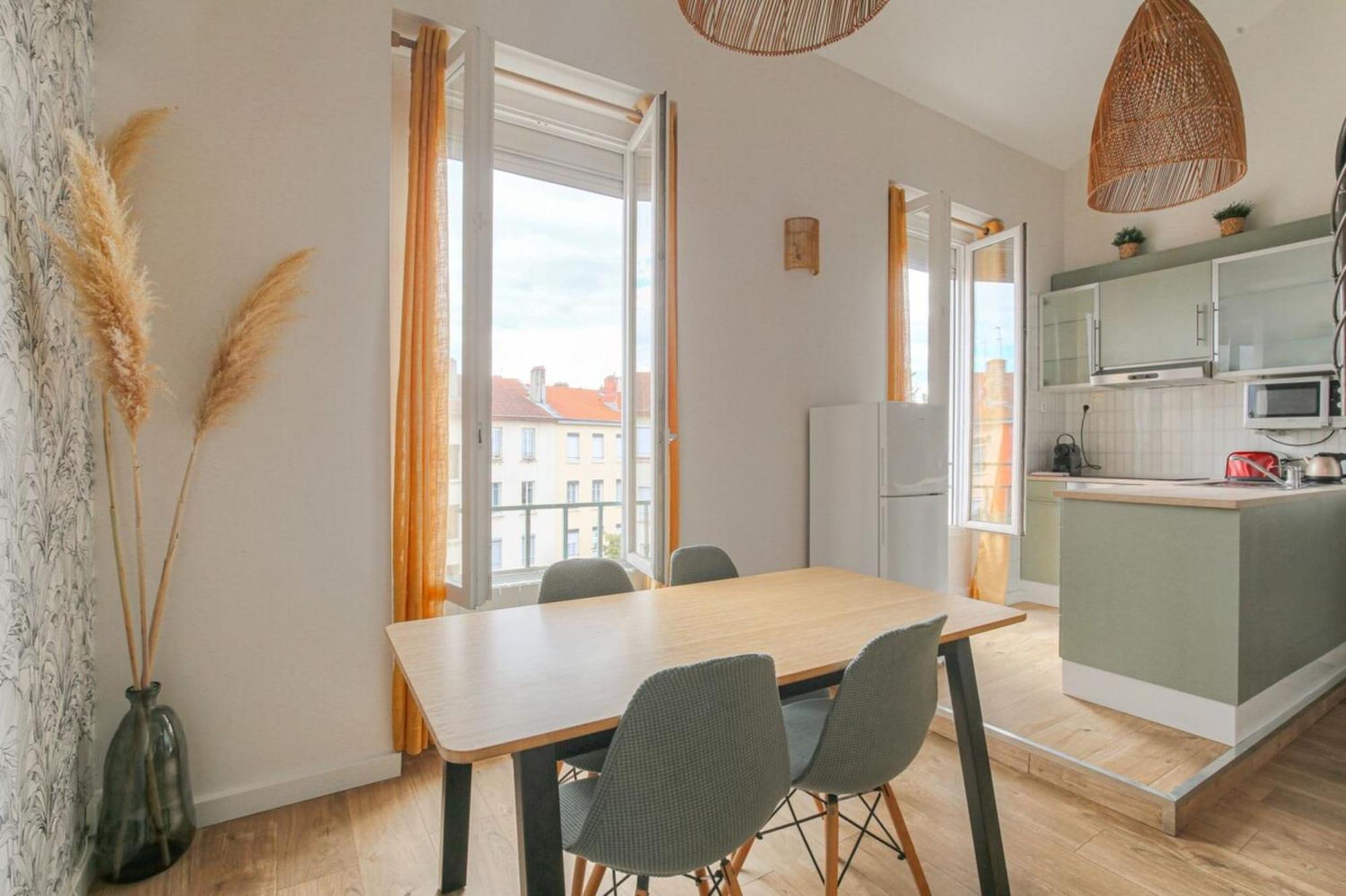 Duplex Spacieux Et Design Proche La Part-Dieu Apartment Лион Екстериор снимка
