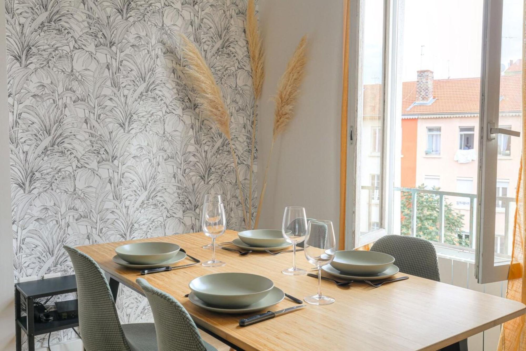 Duplex Spacieux Et Design Proche La Part-Dieu Apartment Лион Екстериор снимка
